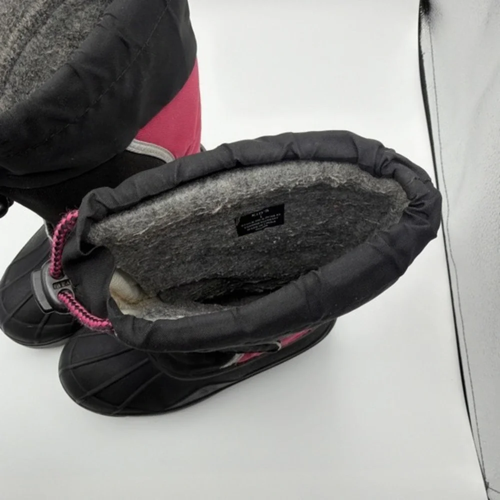 L.L. Bean Kids Snow Boots Size 1 Black Pink Fleece Lined Winter Duck Boots. 1571